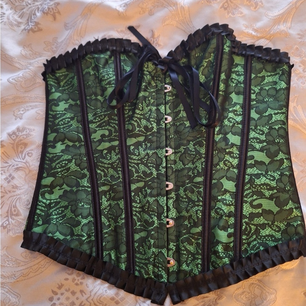 Elegant Green Lace Corset